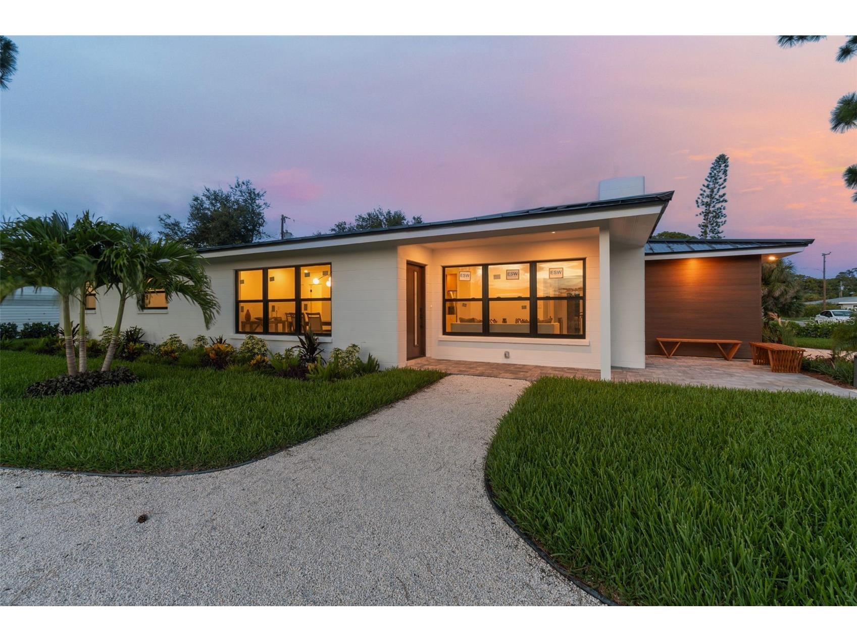 301 Aurora Street E Venice FL 34285 A4682310 image1