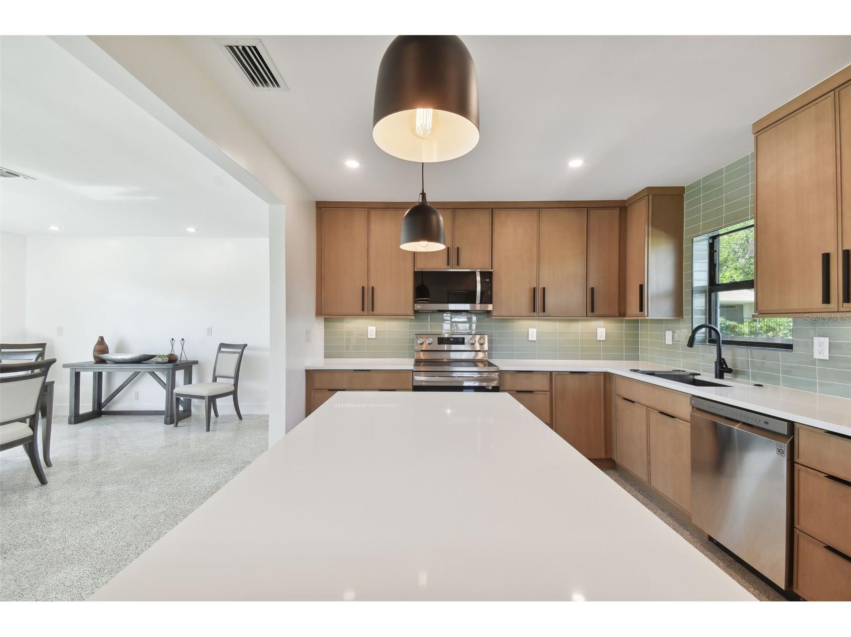 301 Aurora Street E Venice FL 34285 A4682310 image16