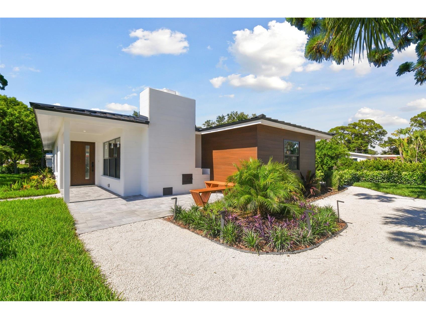 301 Aurora Street E Venice FL 34285 A4682310 image2