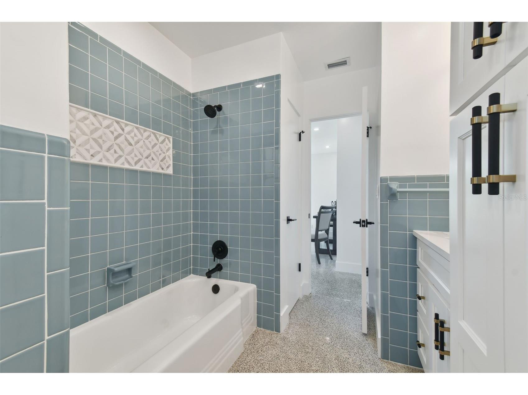 301 Aurora Street E Venice FL 34285 A4682310 image42