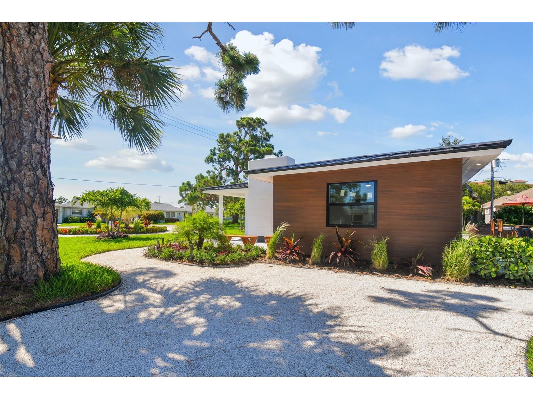 301 Aurora Street E Venice FL 34285 A4682310 image51