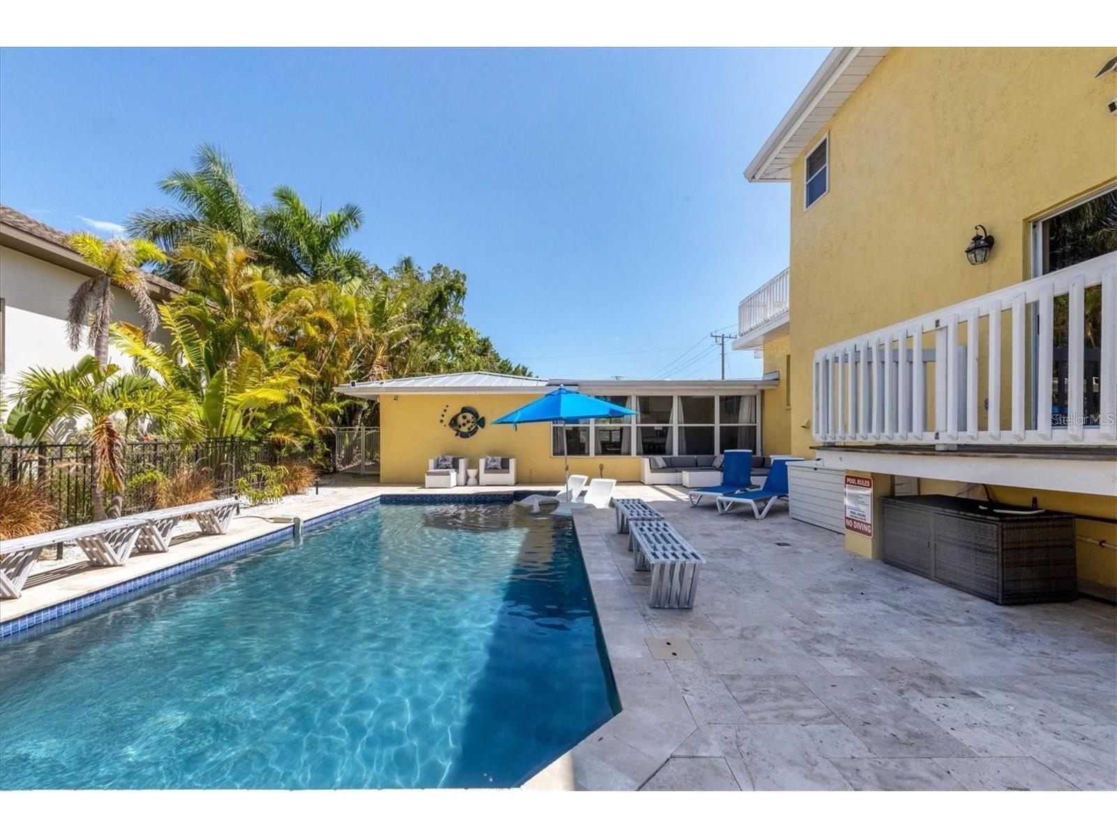 301 Avenida Madera #A Sarasota FL 34242 - Canal A4690447 image18