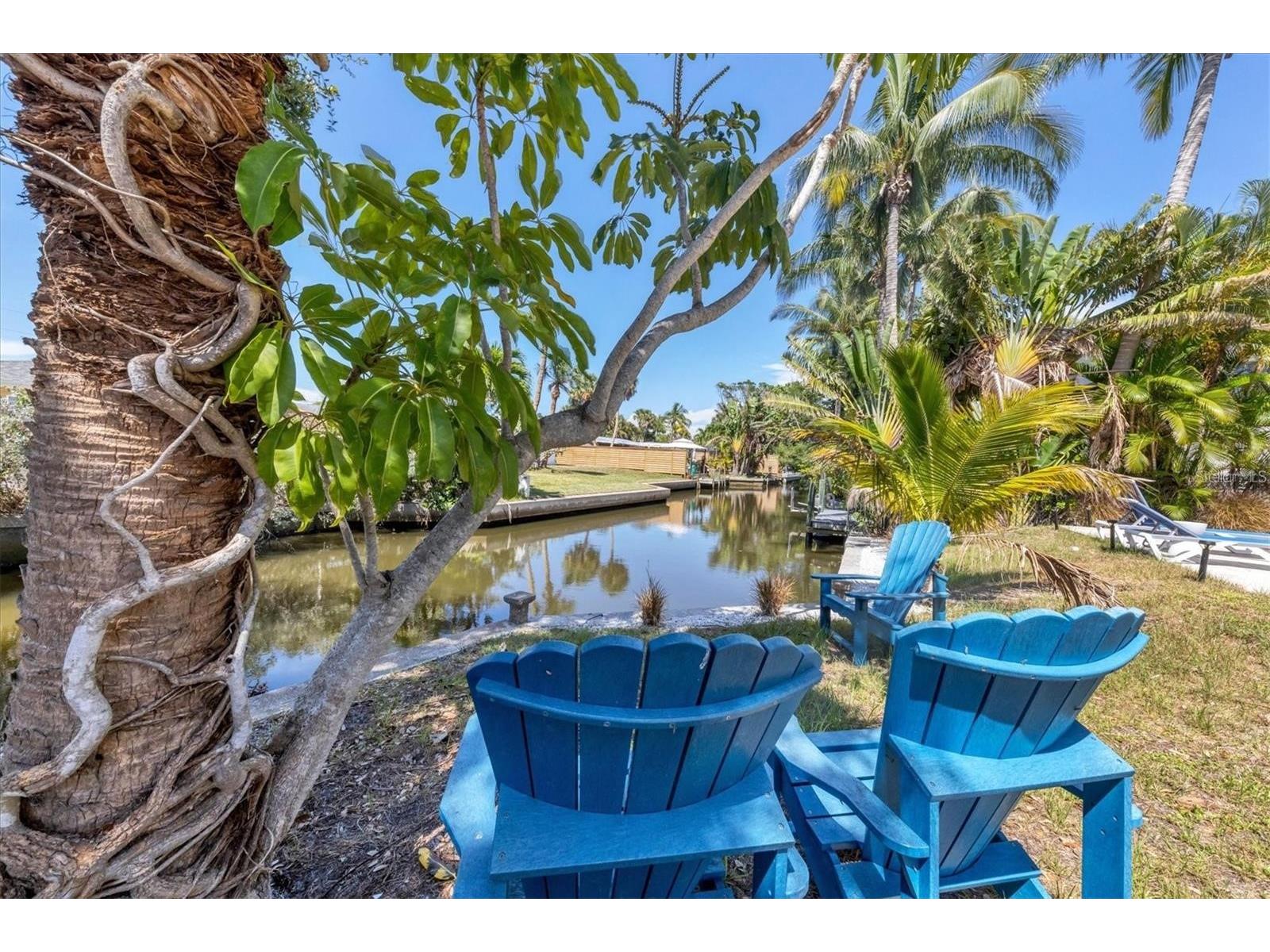 301 Avenida Madera #A Sarasota FL 34242 - Canal A4690447 image19