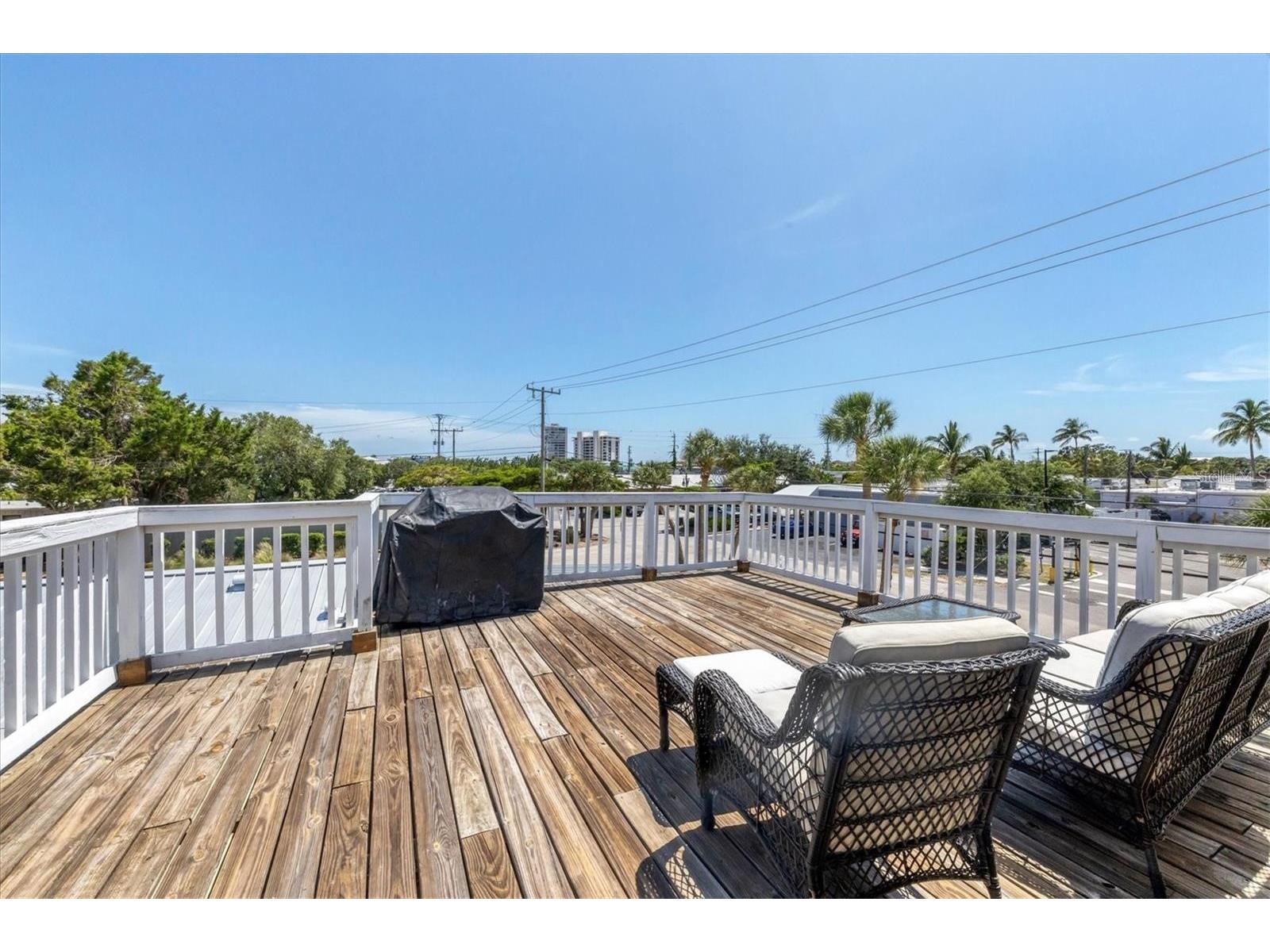 301 Avenida Madera #A Sarasota FL 34242 - Canal A4690447 image8