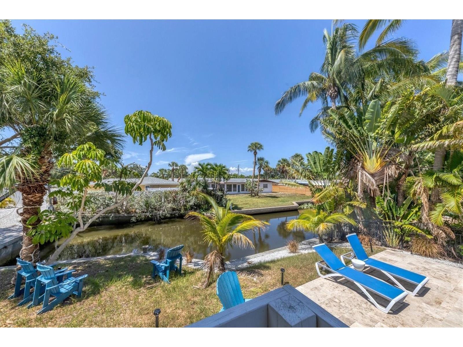 301 Avenida Madera #A Sarasota FL 34242 - Canal A4690447 image9