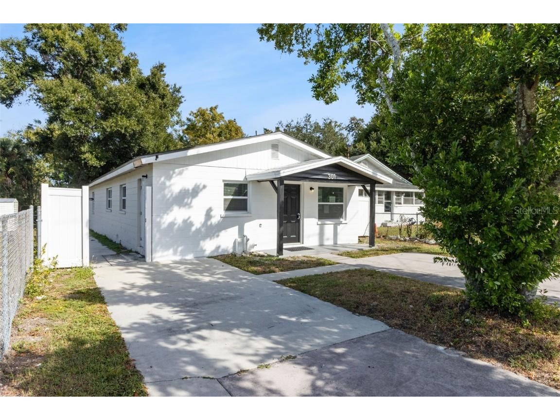 301 Bassedena Circle N Lakeland FL 33805 O6360277 image1