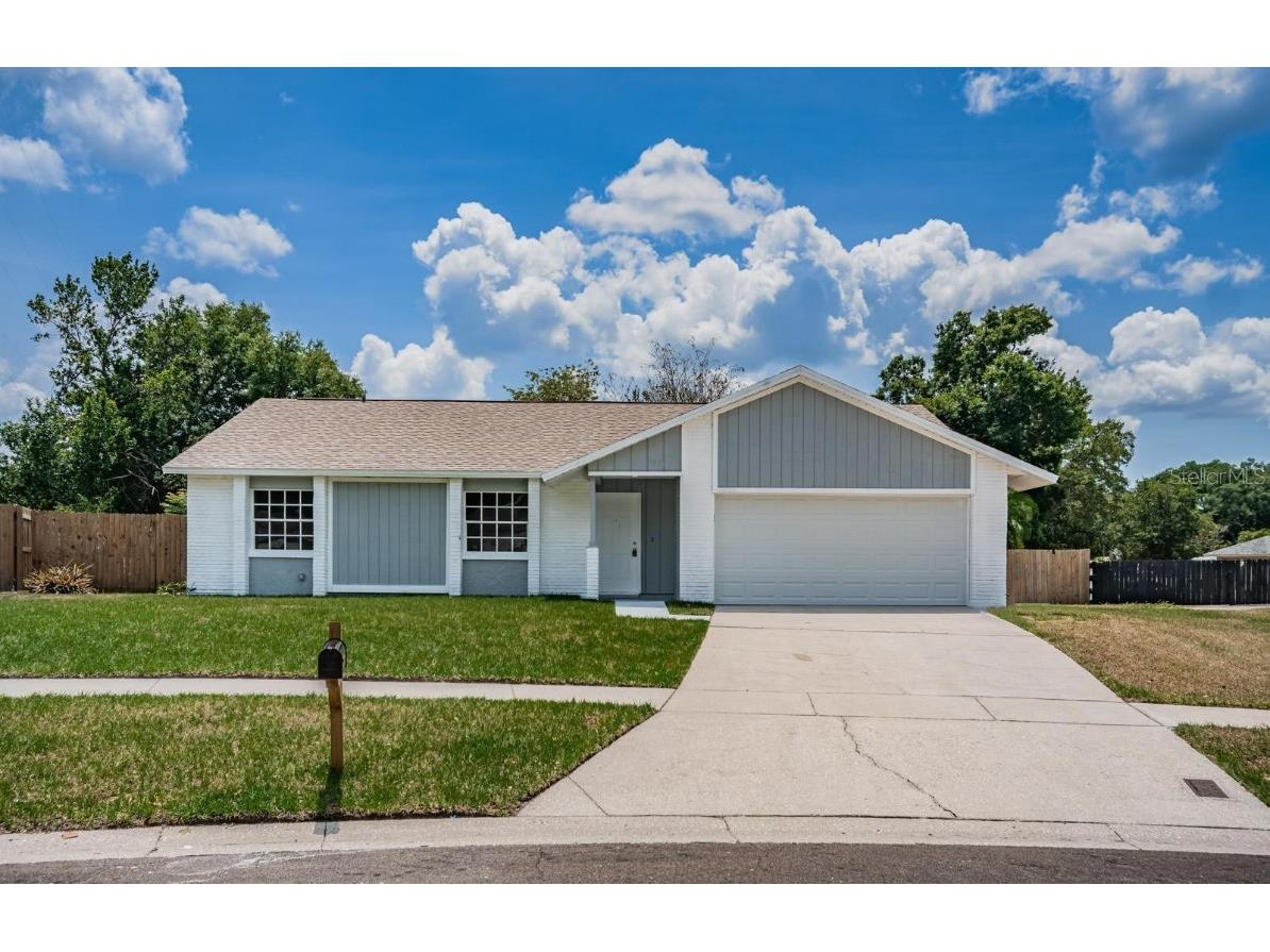 301 Black Oak Court Seffner FL 33584 T3524258 image1