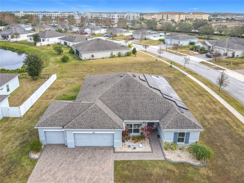 301 Blue Lake Circle Kissimmee FL 34758 O6268128 image1