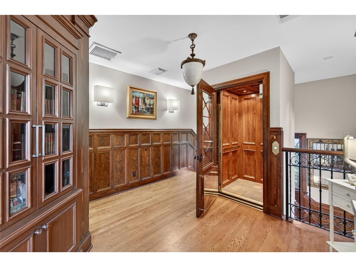 301 Caspian Street Tampa FL 33606 TB8422893 image38