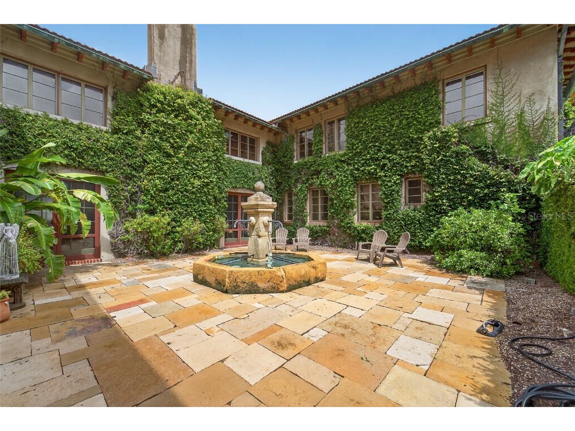 301 Caspian Street Tampa FL 33606 TB8422893 image8