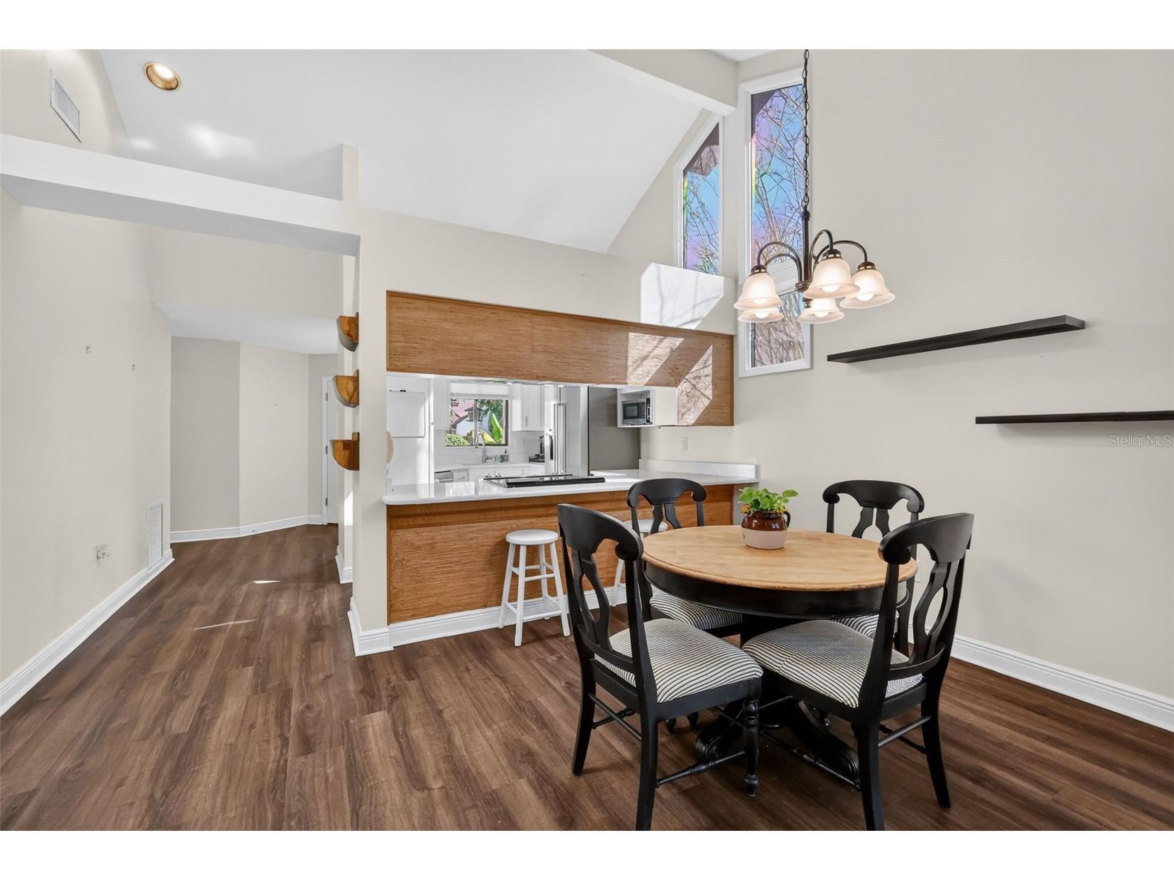 301 Clusterwood Drive Yalaha FL 34797 - LAKE HARRIS CHAIN OF LAKES G5107543 image19