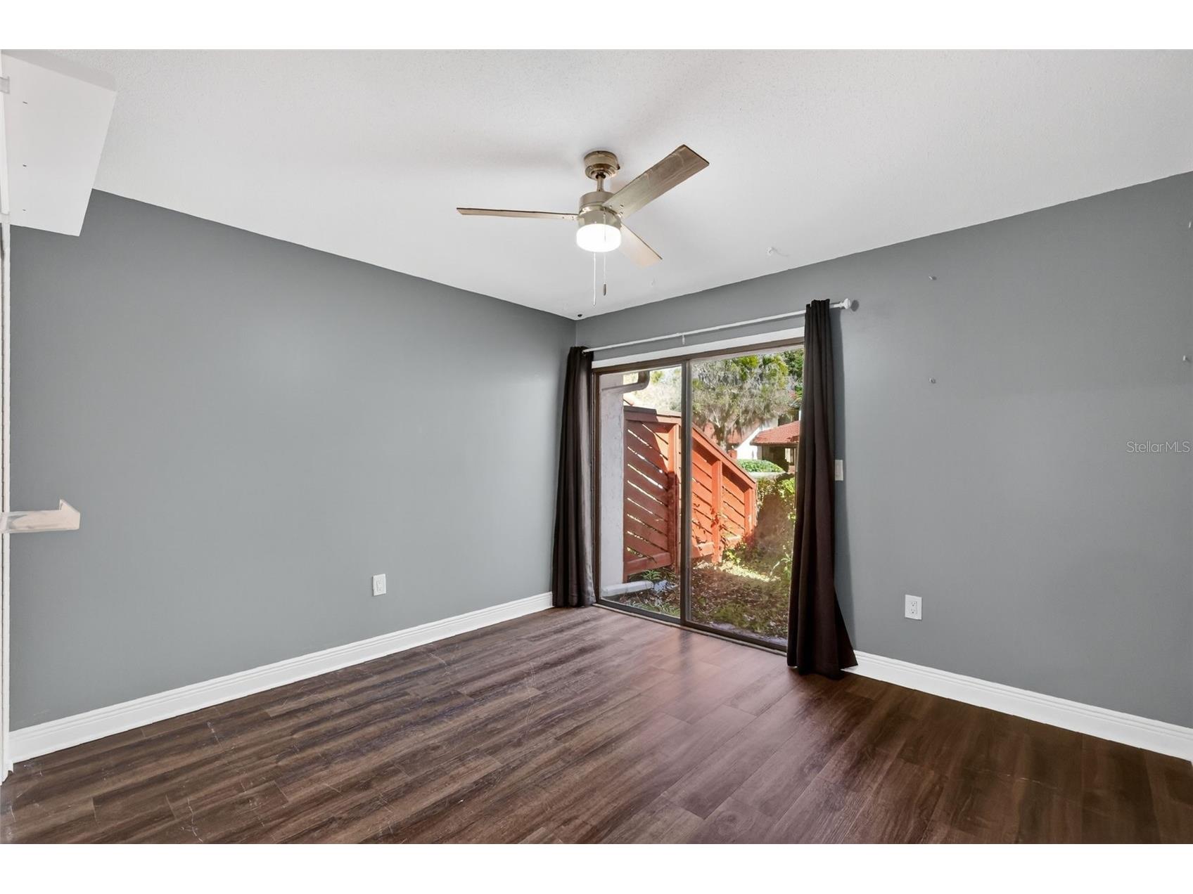 301 Clusterwood Drive Yalaha FL 34797 - LAKE HARRIS CHAIN OF LAKES G5107543 image25