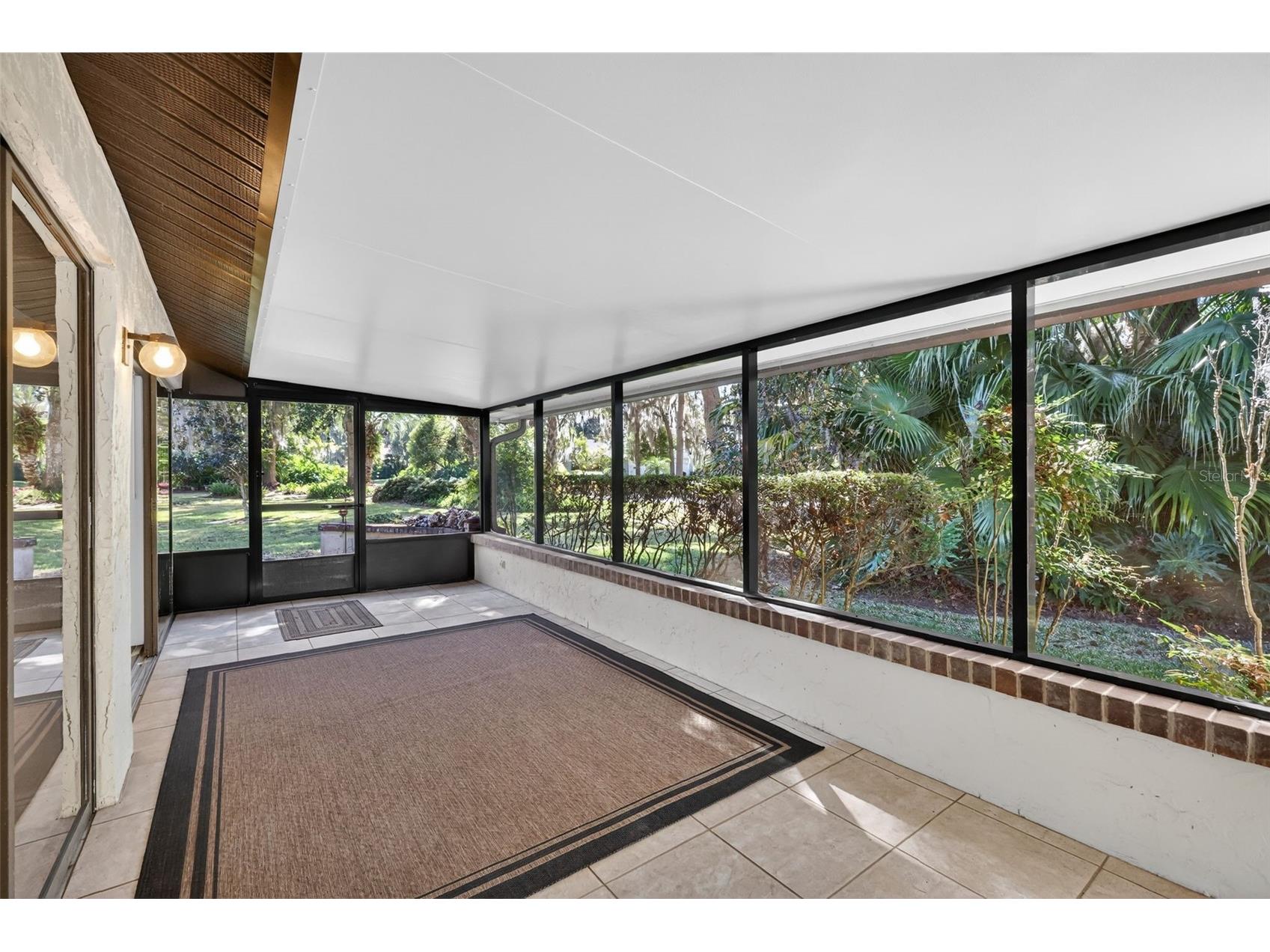 301 Clusterwood Drive Yalaha FL 34797 - LAKE HARRIS CHAIN OF LAKES G5107543 image34