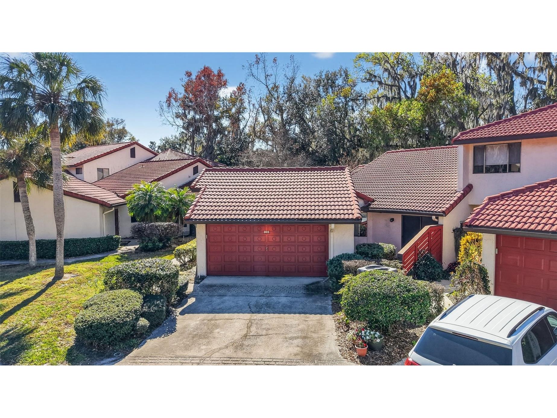 301 Clusterwood Drive Yalaha FL 34797 - LAKE HARRIS CHAIN OF LAKES G5107543 image47