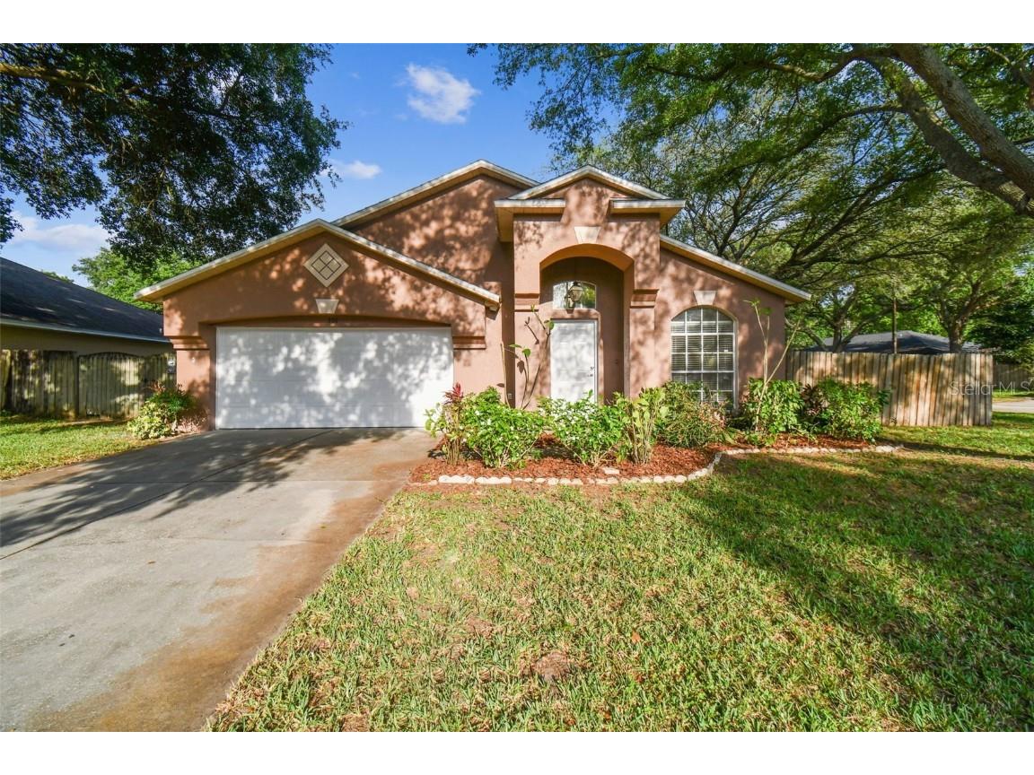 301 Crayford Place Valrico FL 33594 T3514743 image1