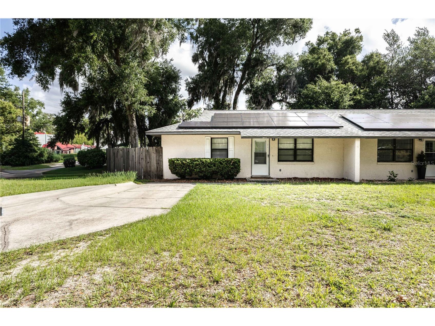 301 Curry Street Wildwood FL 34785 G5112962 image2