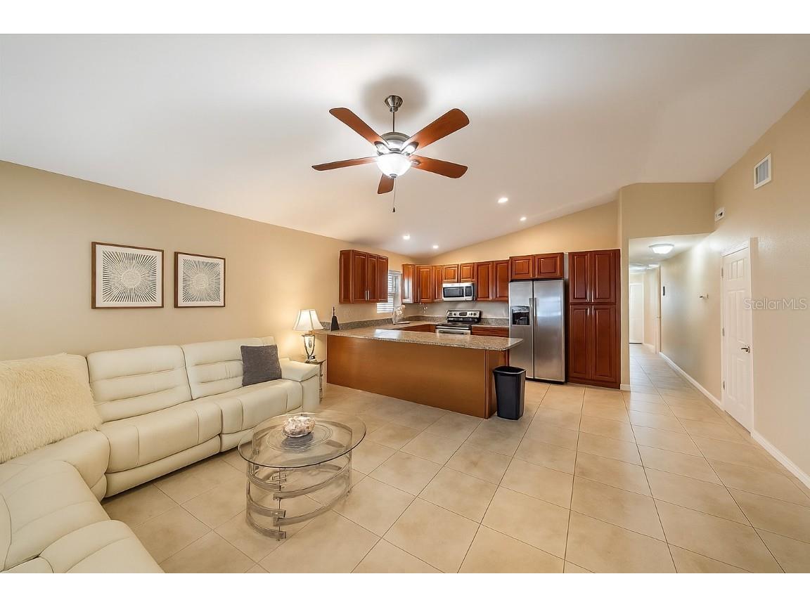 301 E Grace Street Punta Gorda FL 33950 A4670738 image5