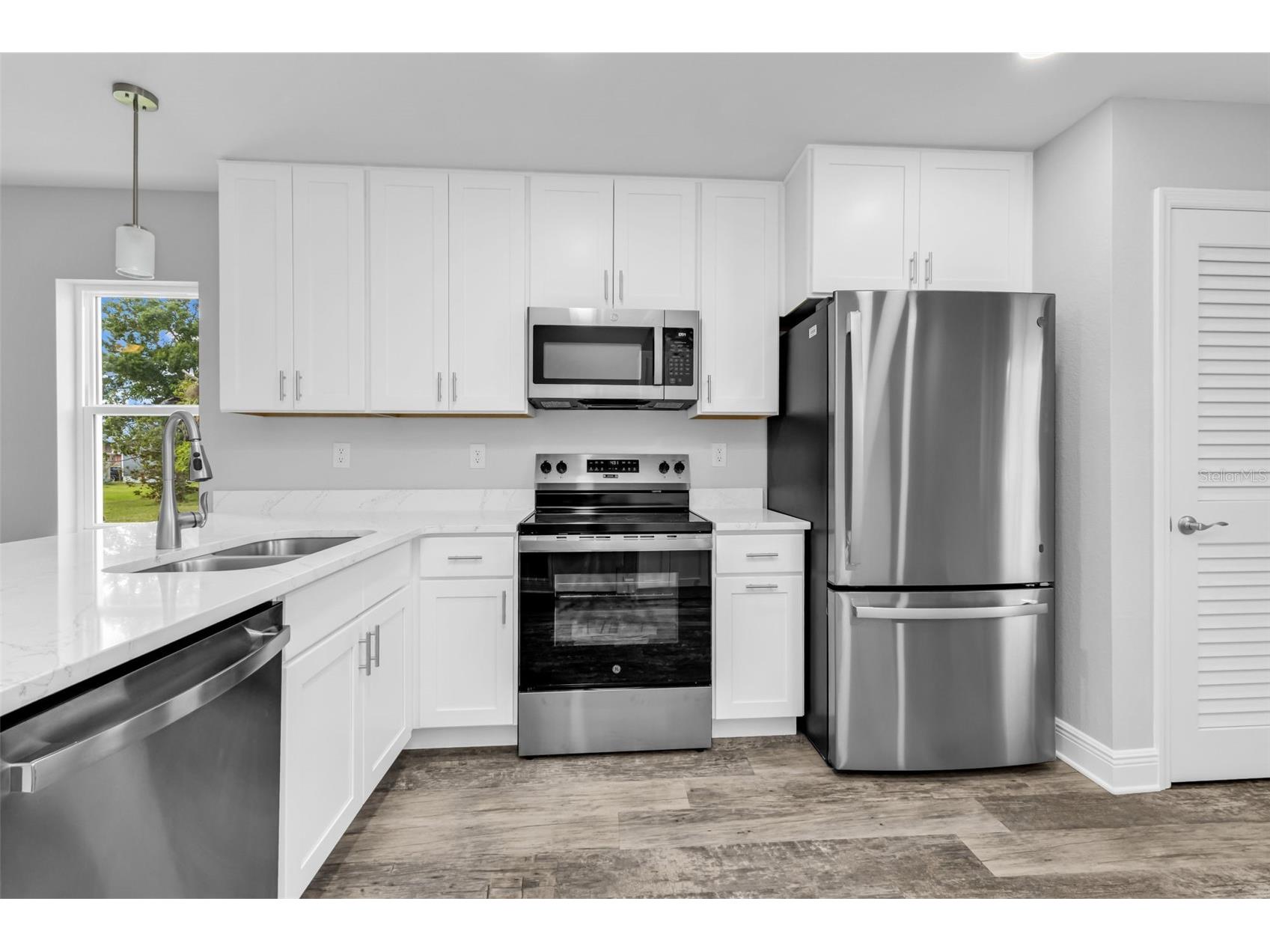 301 E Virginia Avenue Punta Gorda FL 33950 C7524254 image10