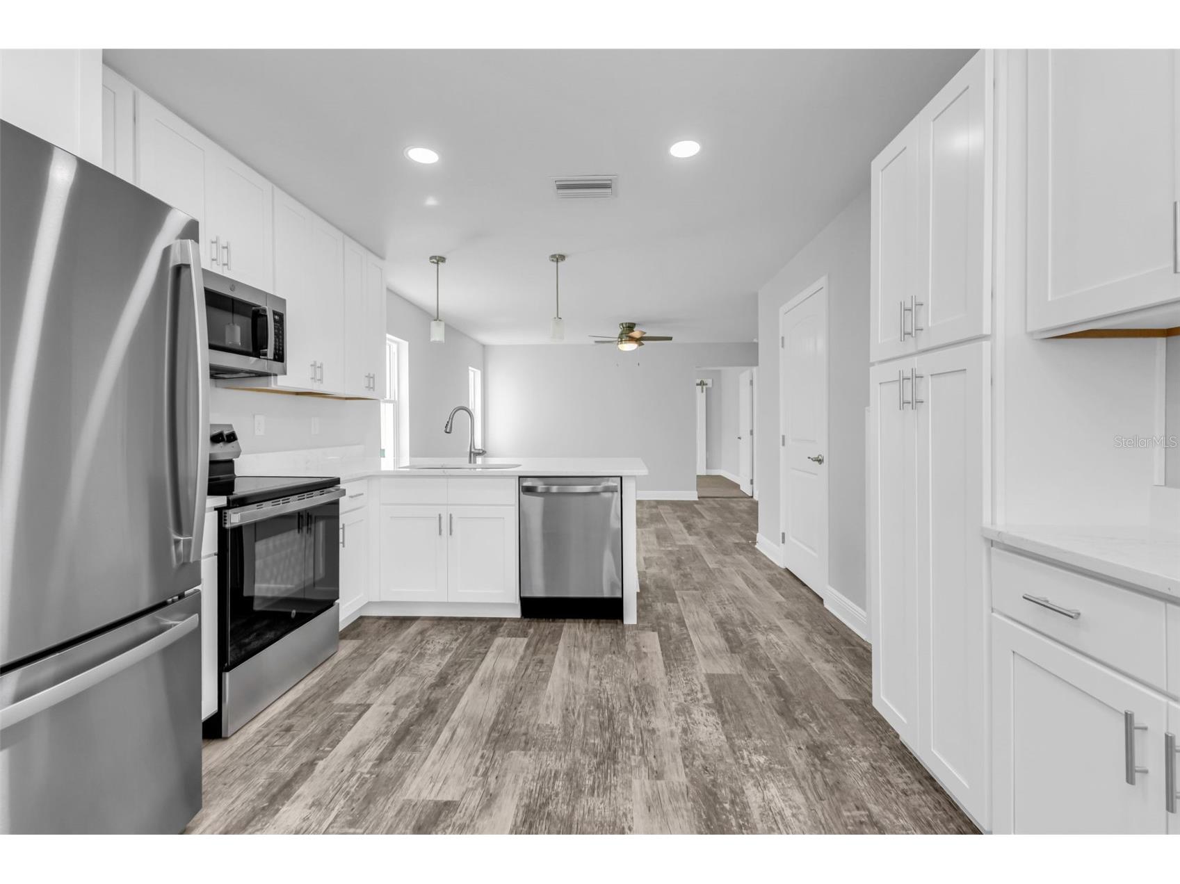 301 E Virginia Avenue Punta Gorda FL 33950 C7524254 image37