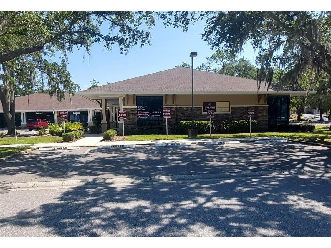 301 East Lake Woodlands Parkway, Oldsmar, FL, 34677 MLS W7865515