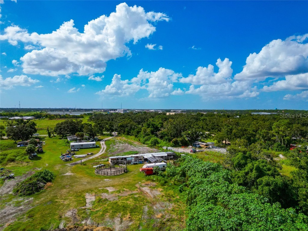 301 East Road Sarasota FL 34240 A4667218 image16