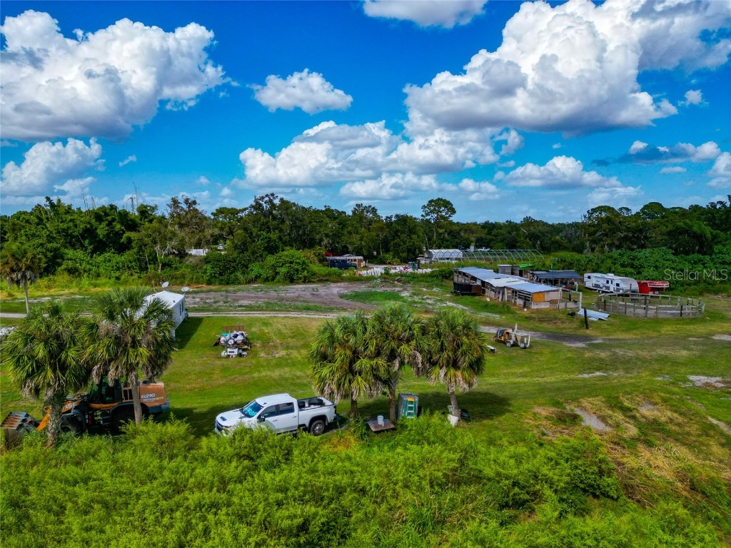 301 East Road Sarasota FL 34240 A4667218 image26