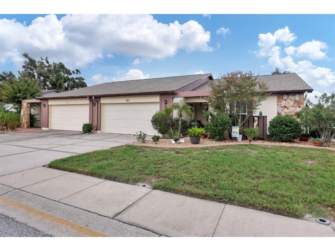 301 Elder Street Englewood FL 34223 D6132187 image1