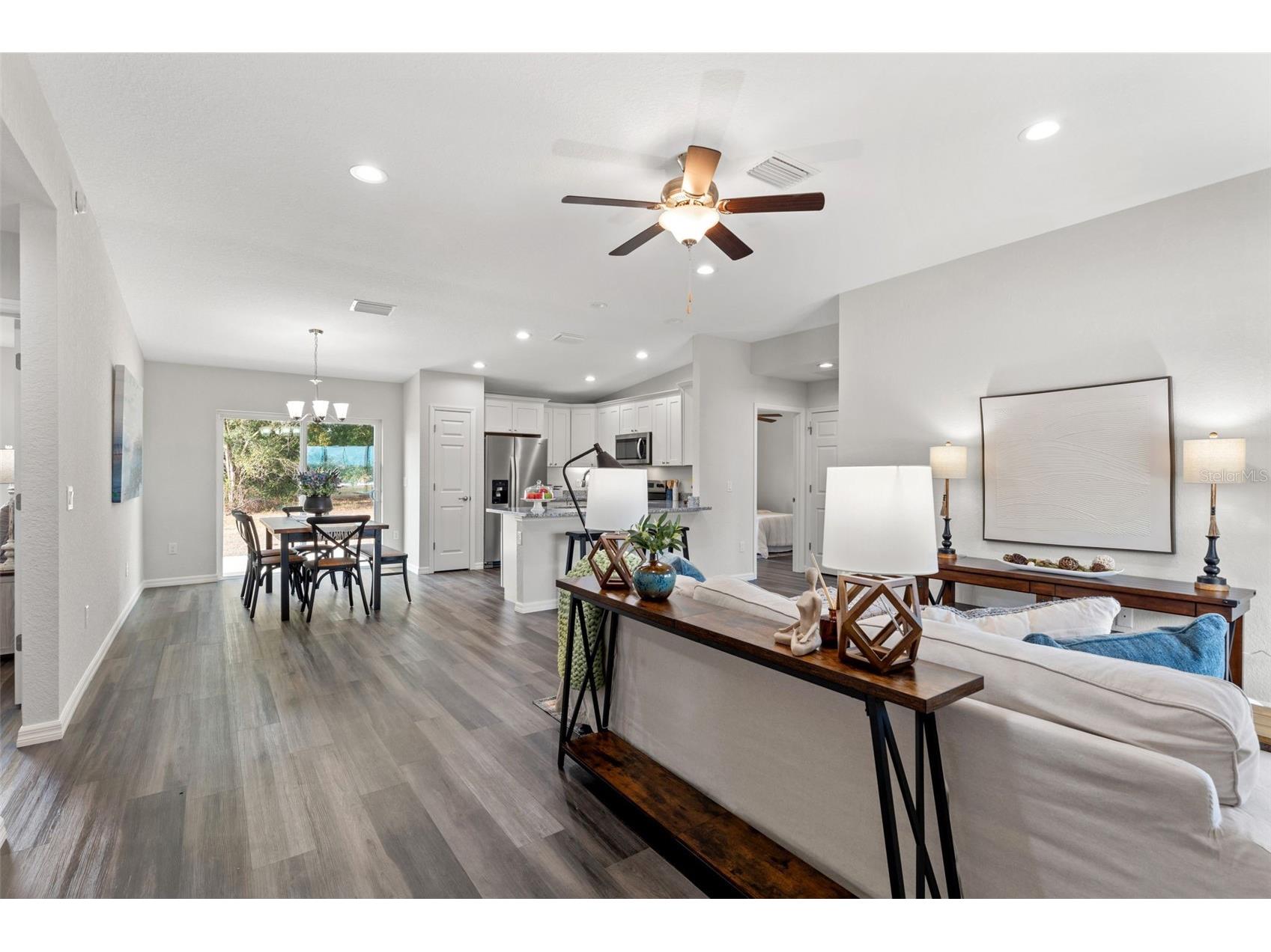 301 Fisher Way Ocklawaha FL 32179 OM708018 image3