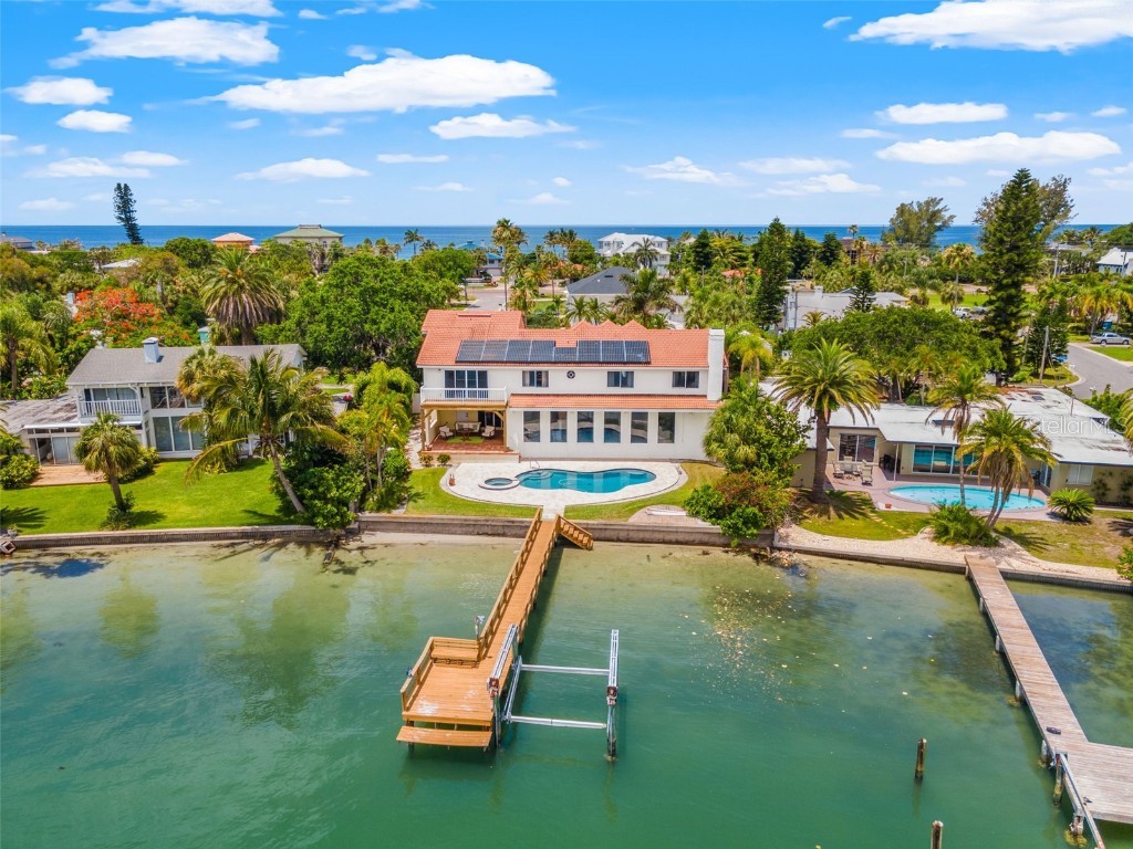 301 Harbor Drive Belleair Beach FL 33786 U8200082 image1