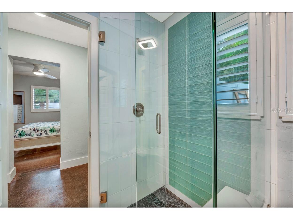 301 Jackson Drive Sarasota FL 34236 A4683209 image14