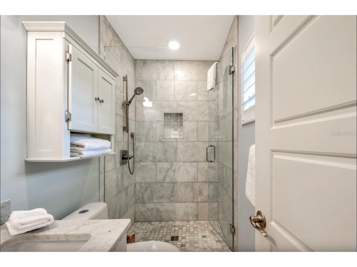 301 Jackson Drive Sarasota FL 34236 A4683209 image17