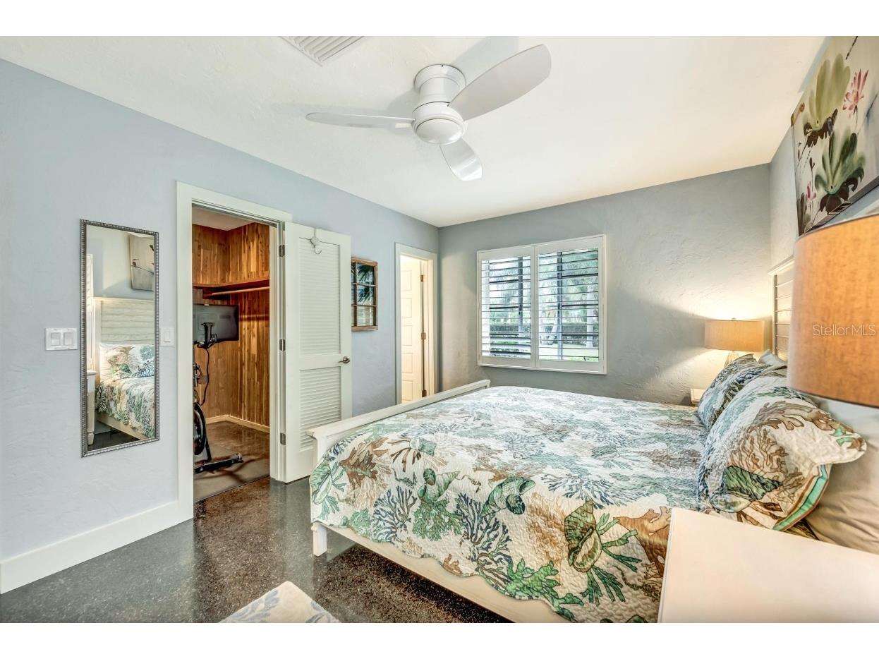 301 Jackson Drive Sarasota FL 34236 A4683209 image20