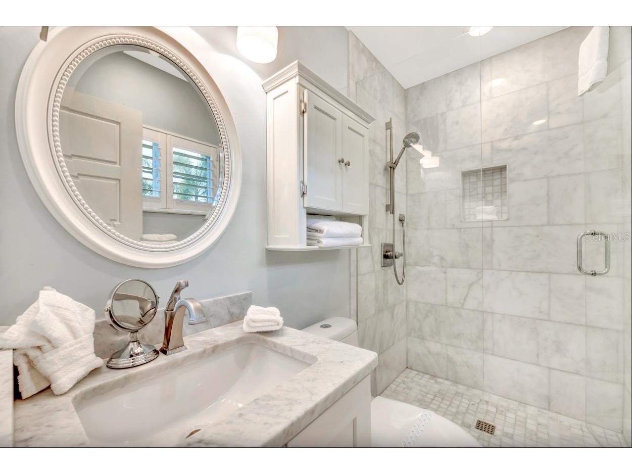 301 Jackson Drive Sarasota FL 34236 A4683209 image21