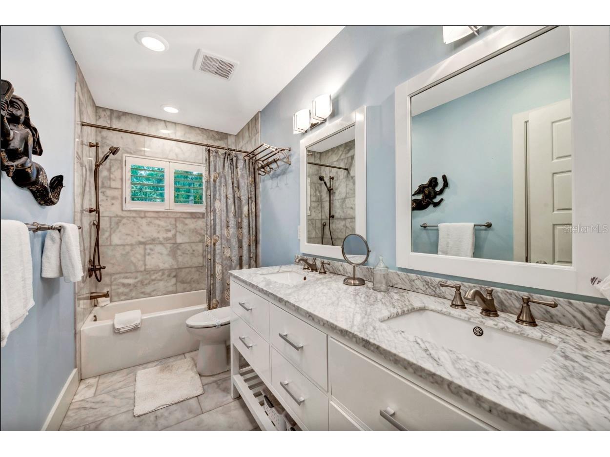 301 Jackson Drive Sarasota FL 34236 A4683209 image27