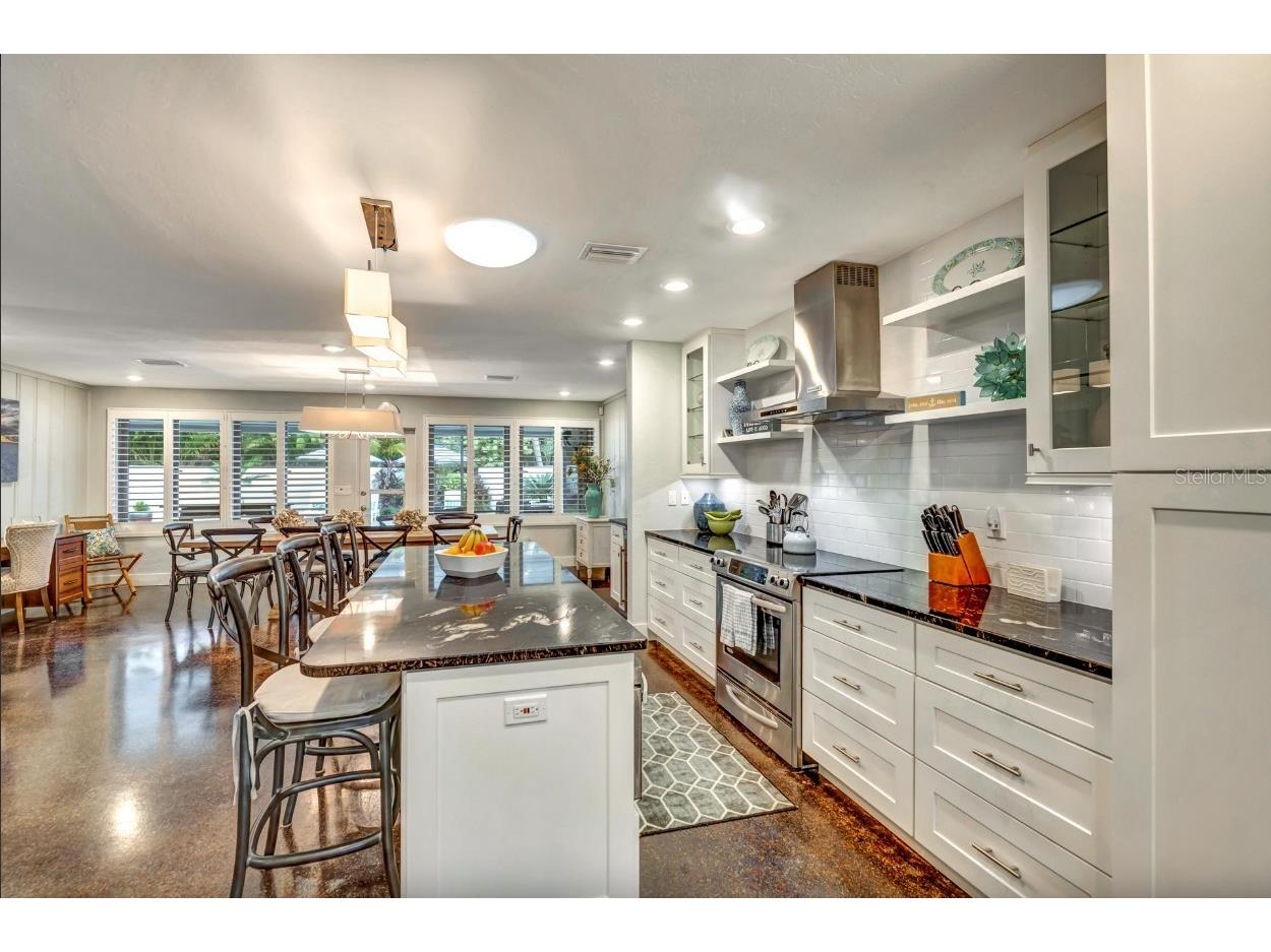 301 Jackson Drive Sarasota FL 34236 A4683209 image7