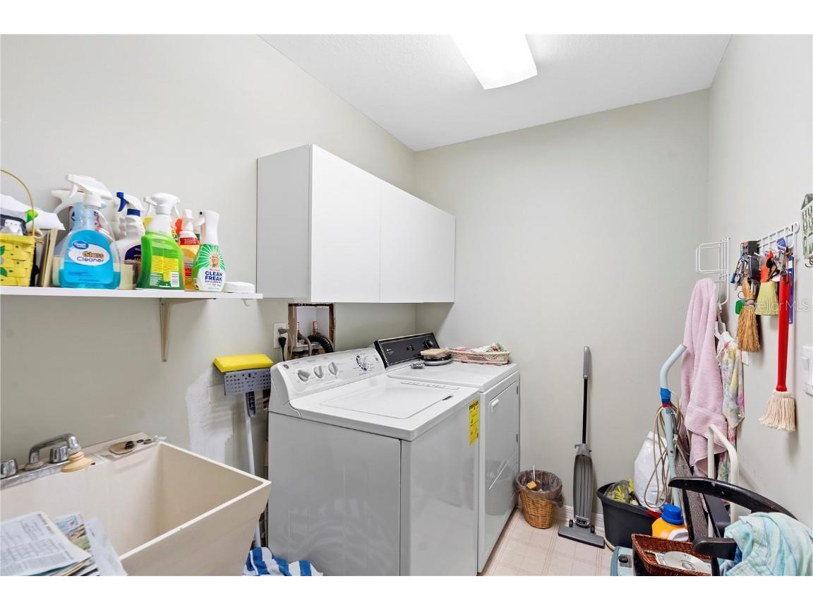 301 Lafayette Place Deland FL 32720 V4946089 image16