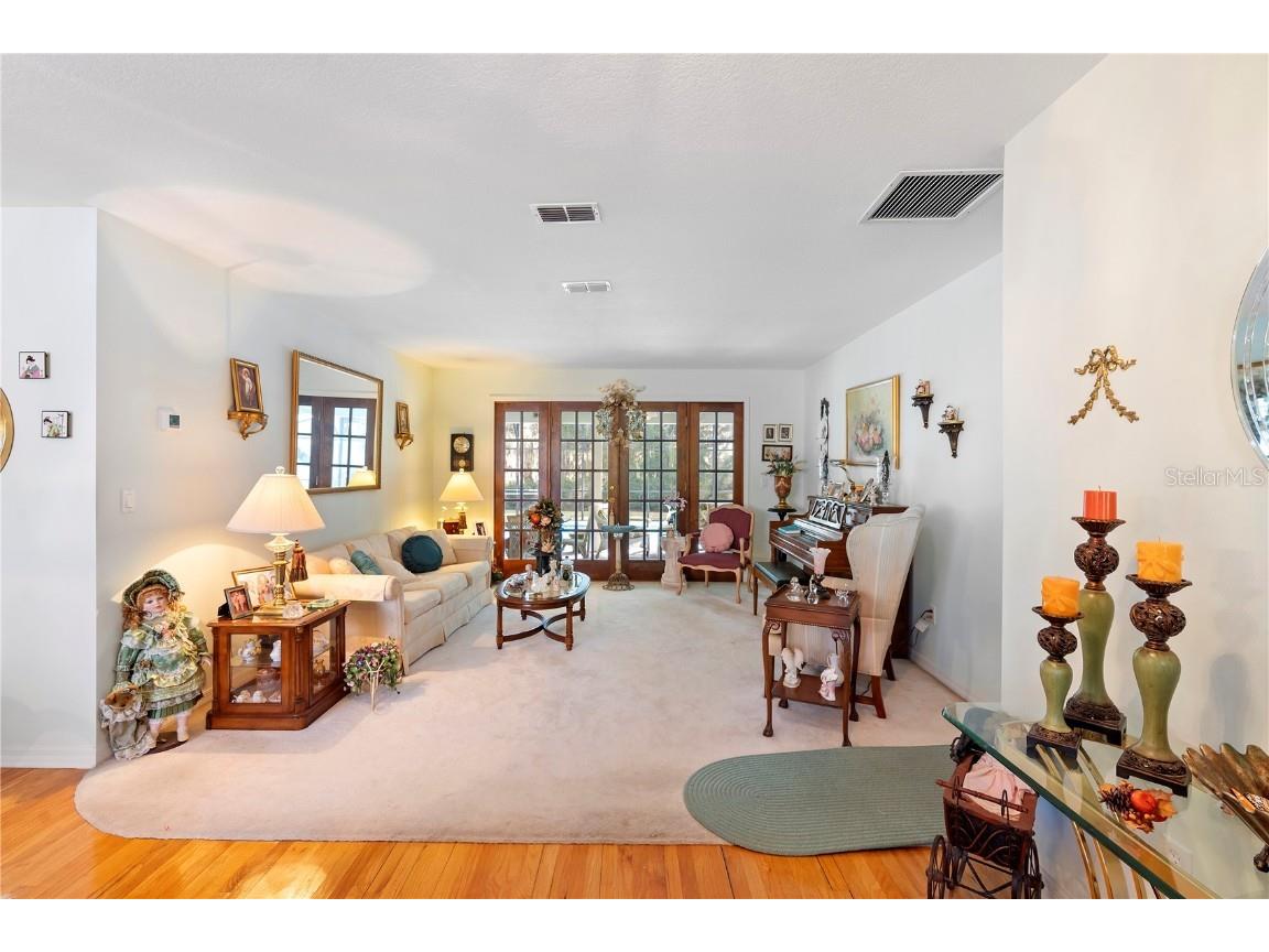 301 Lafayette Place Deland FL 32720 V4946089 image4