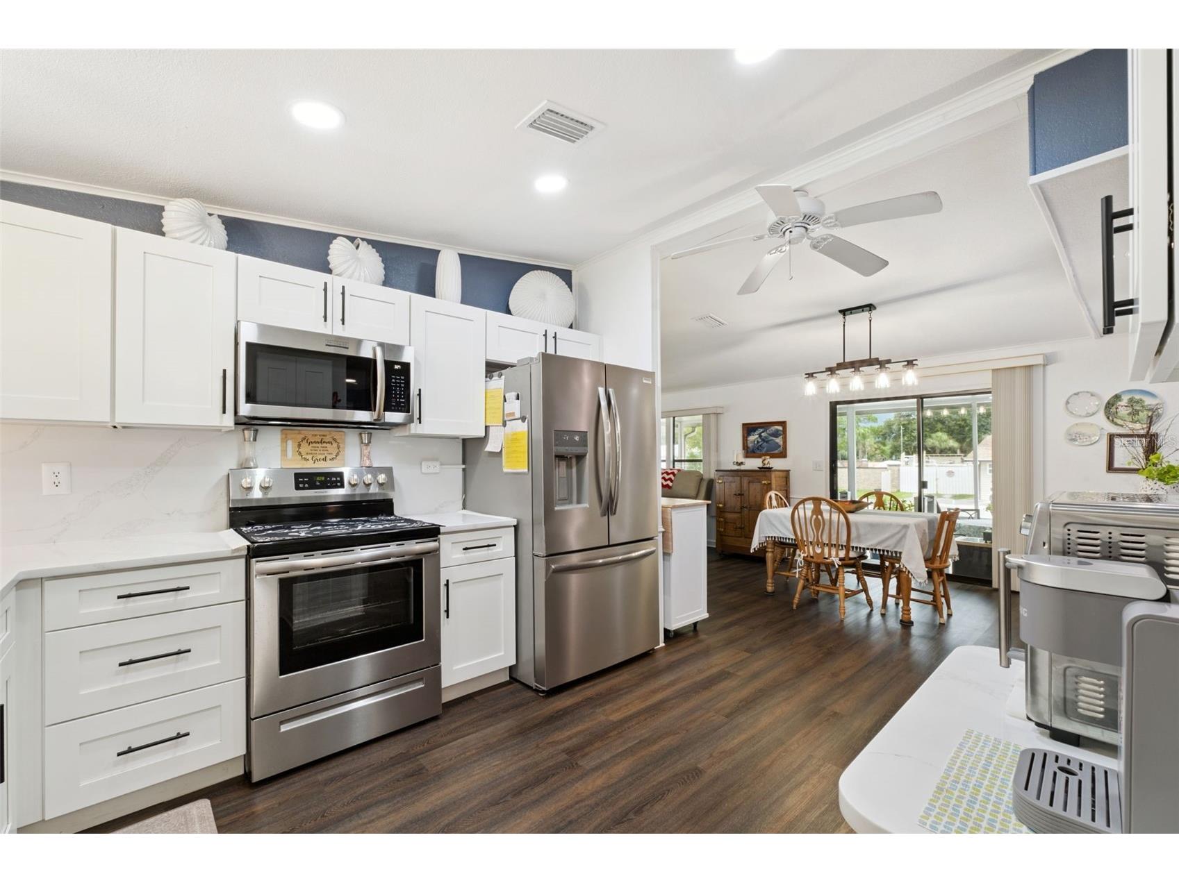 301 Lakeview Drive Osteen FL 32764 - Little Lake O6424991 image8