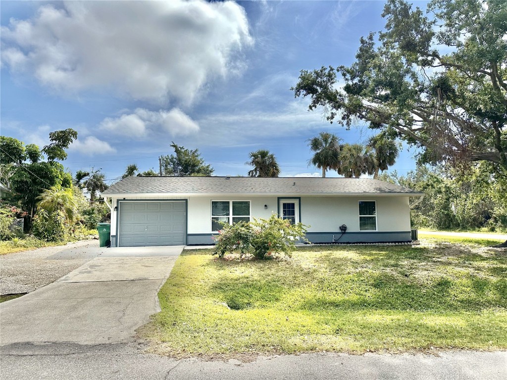 301 Lambert Street Port Charlotte FL 33948 A4566594 image1