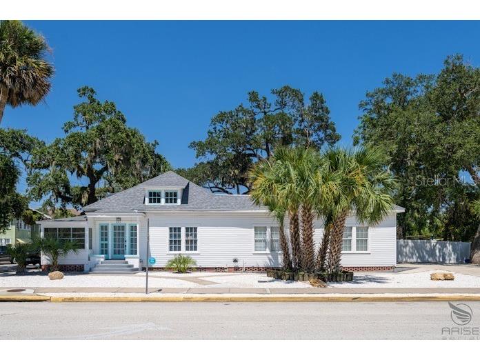 301 Live Oak Street New Smyrna Beach FL 32168 O6371567 image3