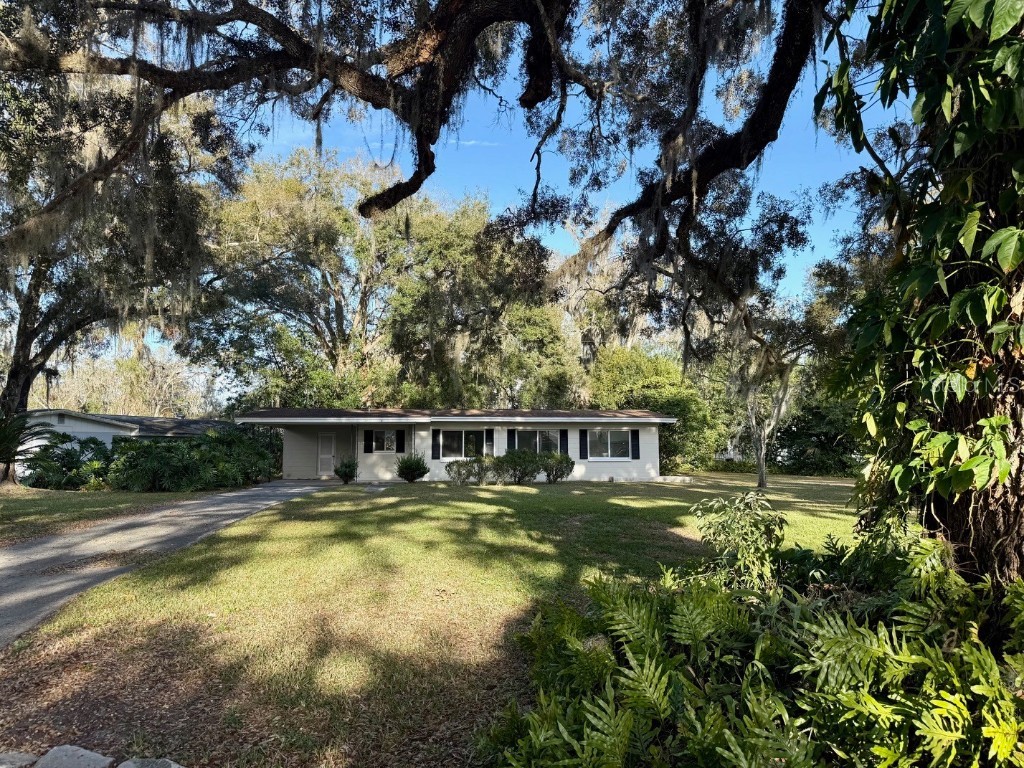 301 Longwood Drive Brooksville FL 34601 W7872526 image1