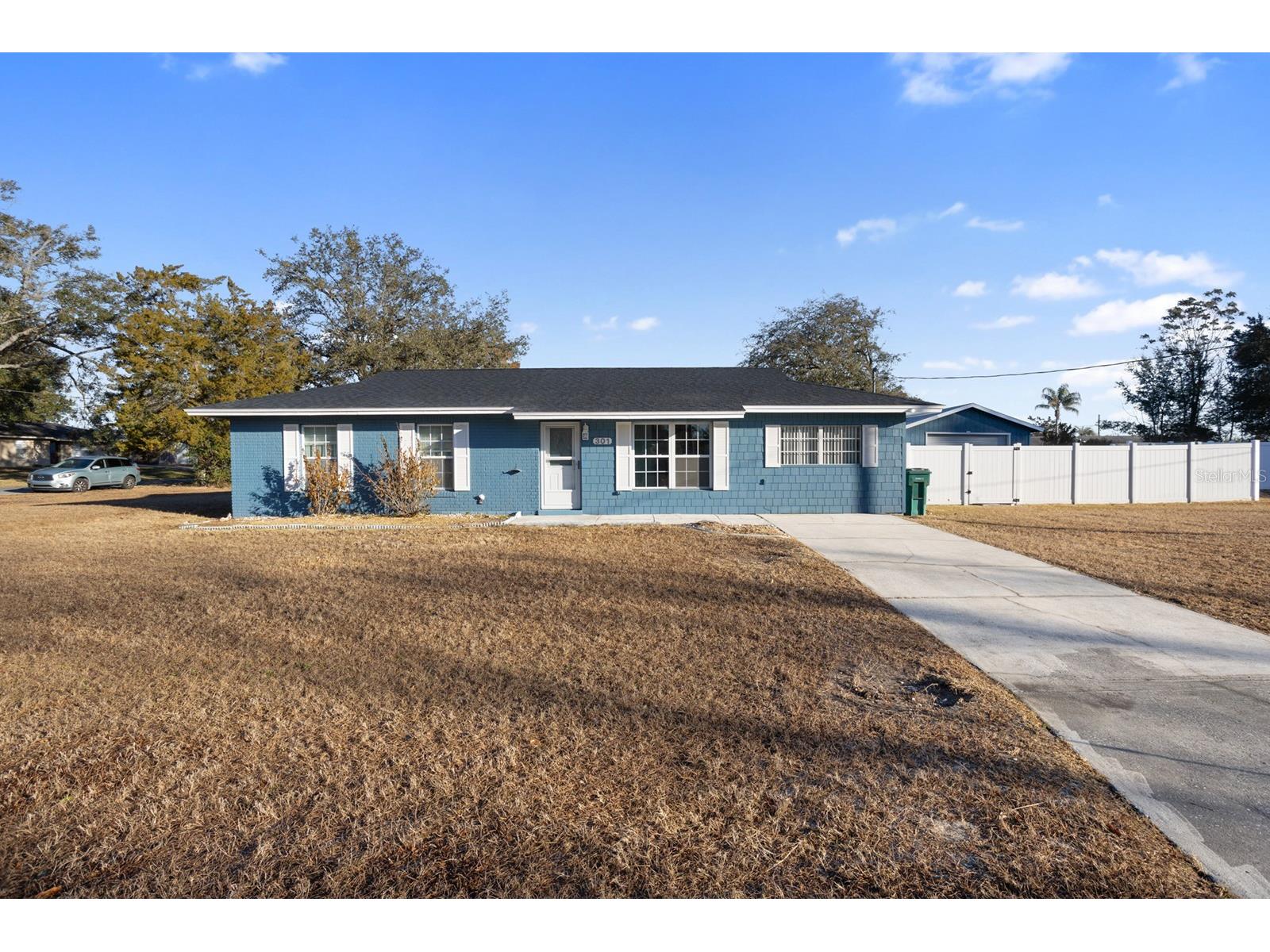 301 Magnolia Way Lady Lake FL 32159 G5108153 image1