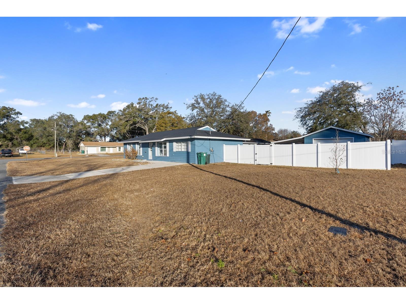 301 Magnolia Way Lady Lake FL 32159 G5108153 image2