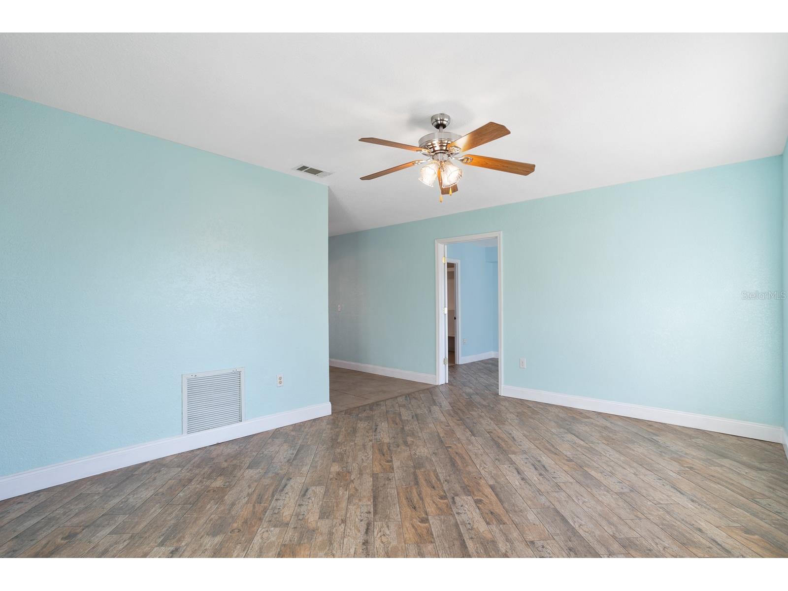 301 Magnolia Way Lady Lake FL 32159 G5108153 image4