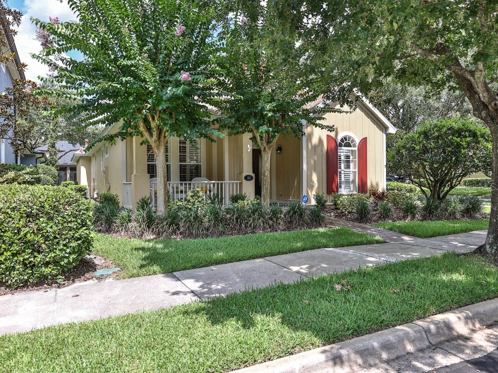 301 Manor View Lane Deland FL 32724 V4931307 image1
