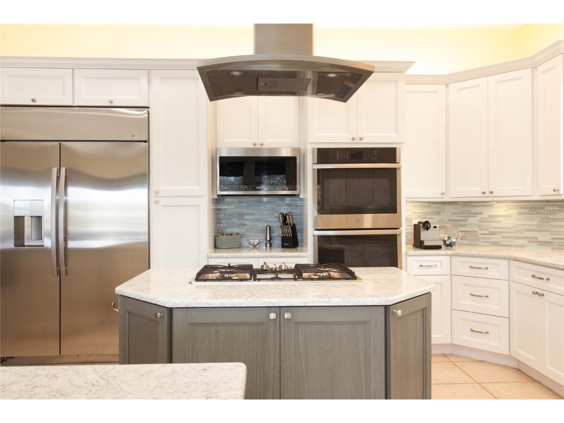 301 Midway Island Clearwater Beach FL 33767 - CANAL WITH INTRACOASTAL VIEWS TB8430210 image20