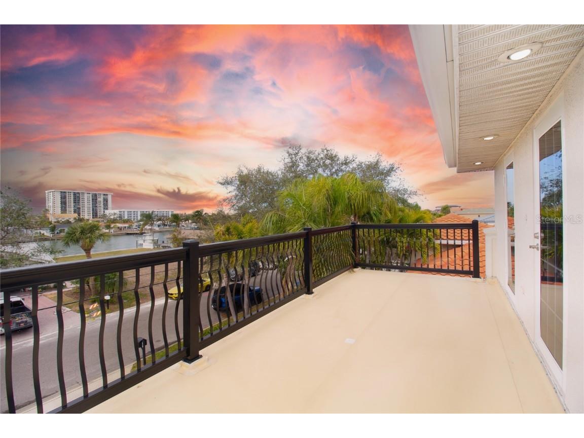 301 Midway Island Clearwater Beach FL 33767 - CANAL WITH INTRACOASTAL VIEWS TB8430210 image41