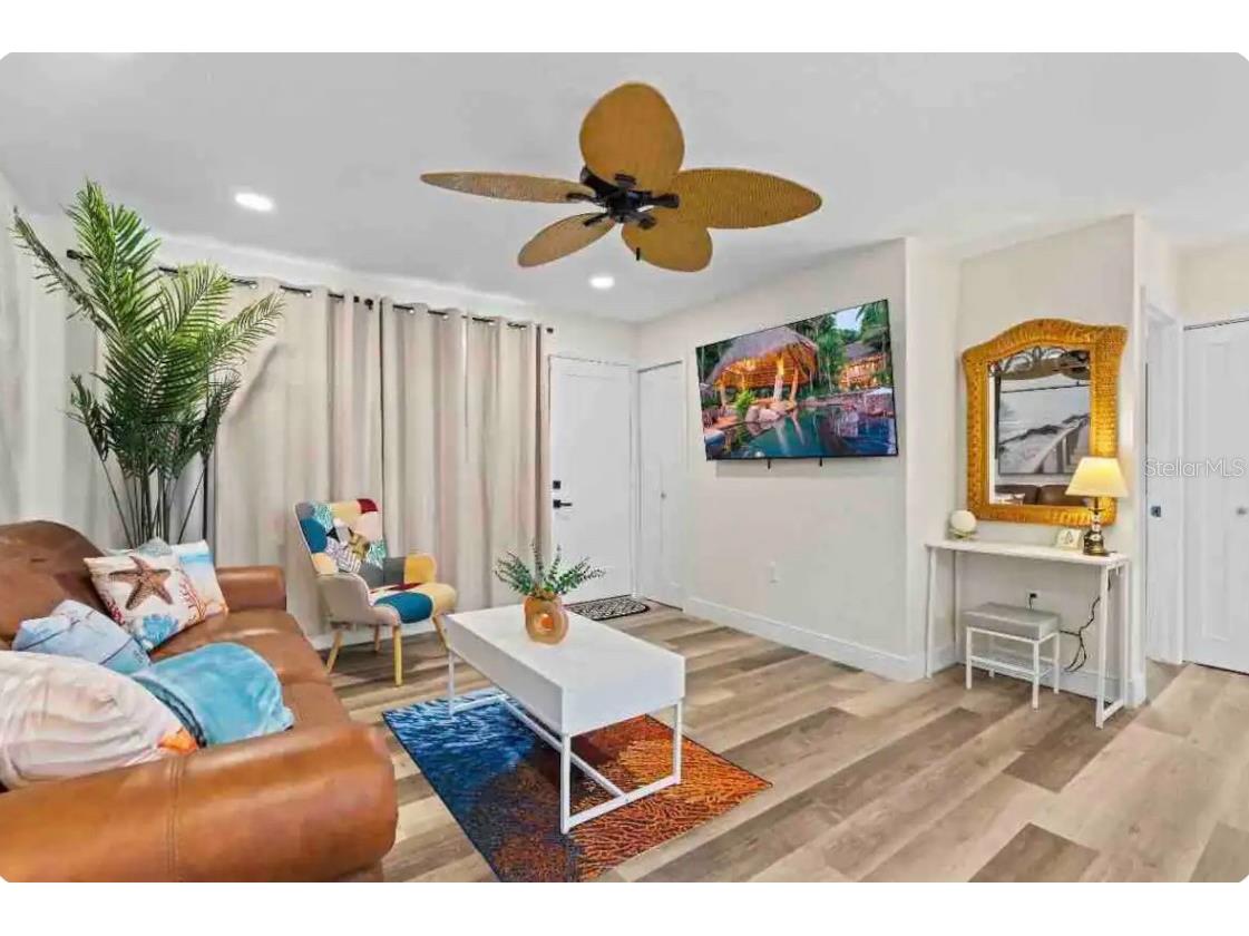 301 N Hollywood Avenue Daytona Beach FL 32118 S5150271 image4