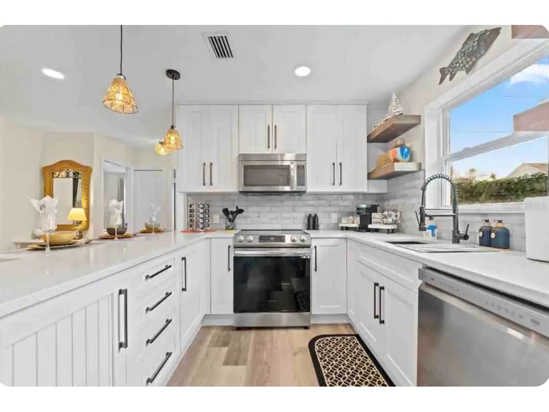 301 N Hollywood Avenue Daytona Beach FL 32118 S5150271 image9