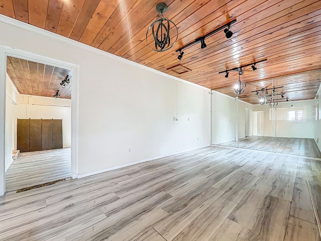 301 N Us Highway 41 Ruskin FL 33570 TB8428605 image22